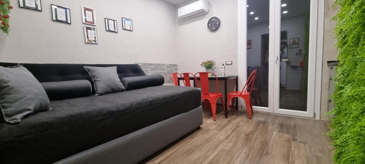 City Focus Apartments Napoli Ngoại thất bức ảnh